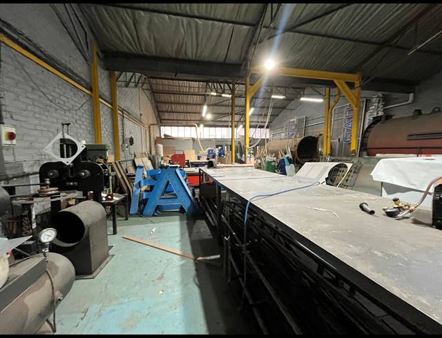 301M² WAREHOUSE FOR SALE IN ISANDO